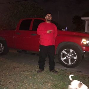 Meet your Posher, Carlos